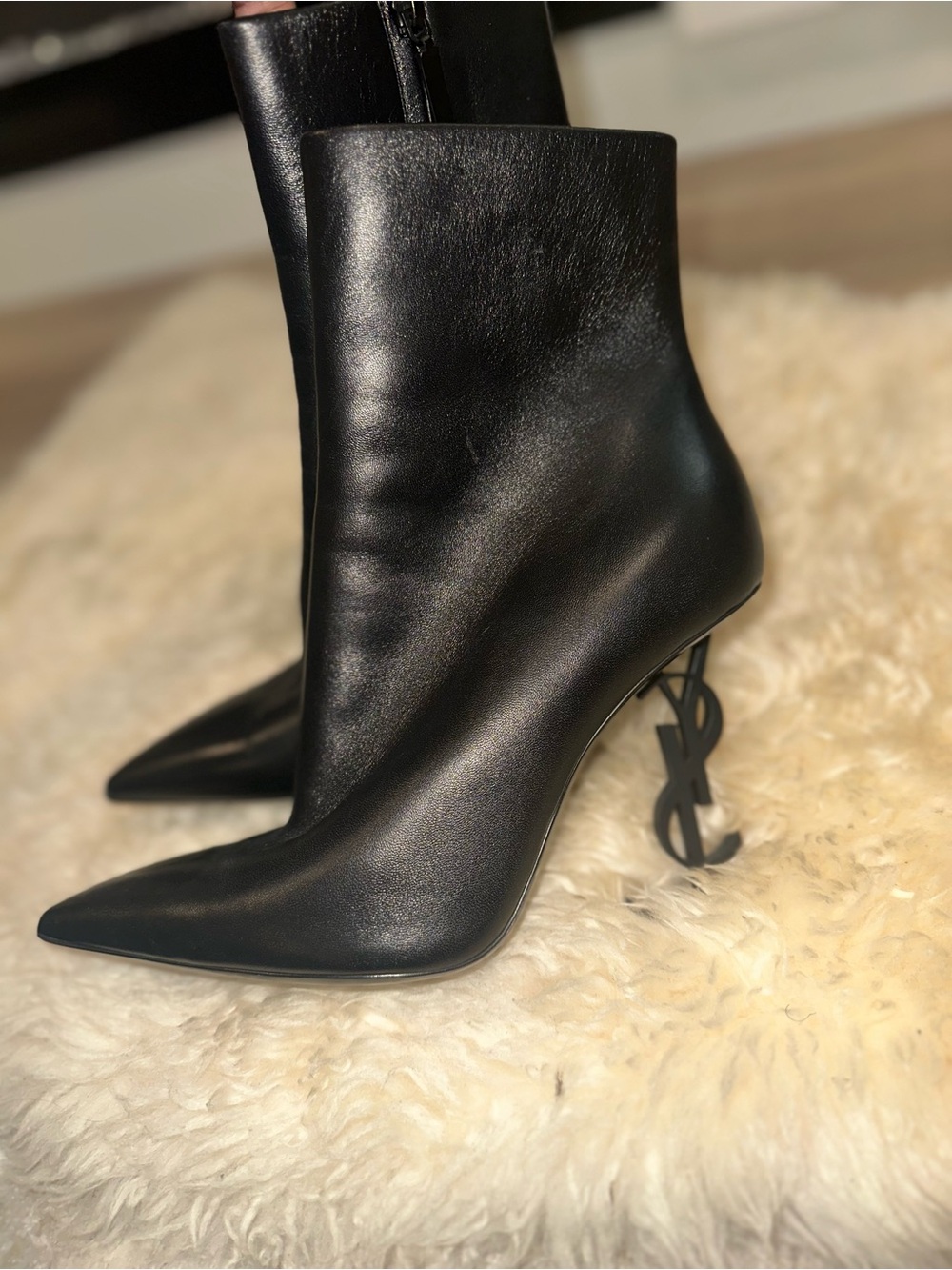 Yves Saint Laurent Black Leather Pointed Toe Logo-Heel Ankle Boots - Picture 1 of 7